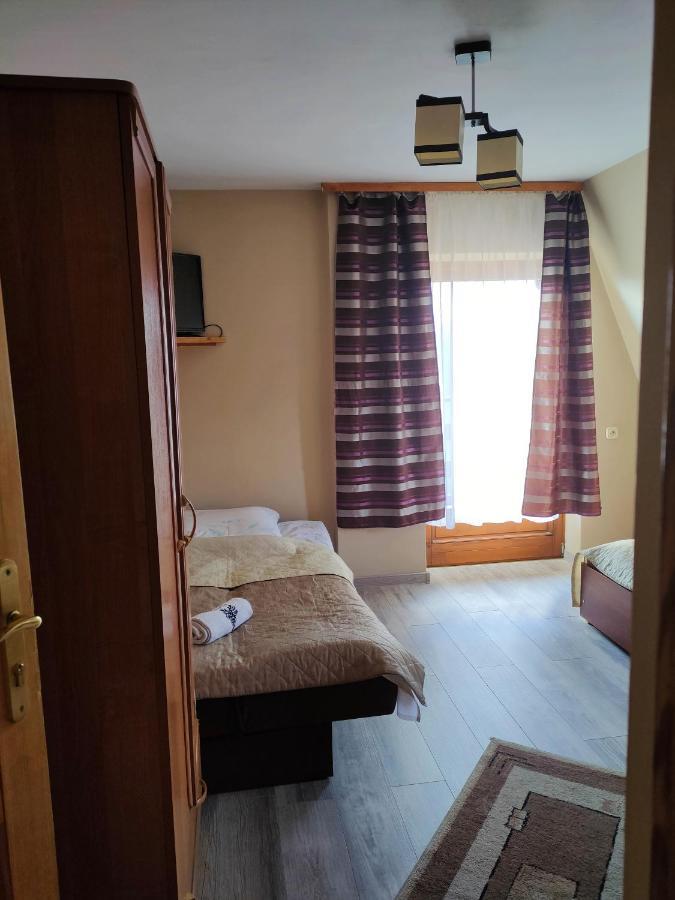 Pod Tatrami Bed & Breakfast Bukowina Tatrzanska Exterior photo
