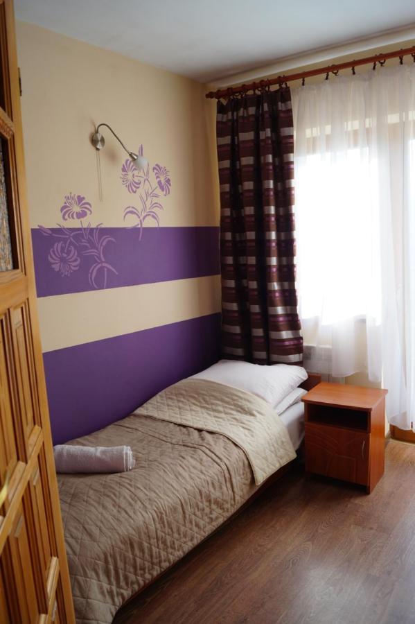 Pod Tatrami Bed & Breakfast Bukowina Tatrzanska Exterior photo
