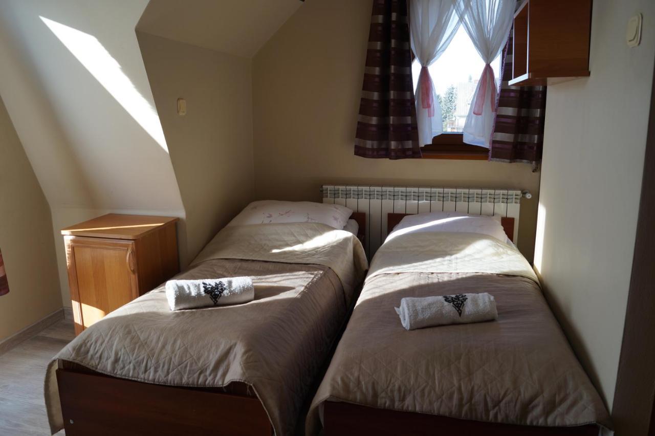 Pod Tatrami Bed & Breakfast Bukowina Tatrzanska Exterior photo