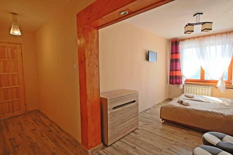 Pod Tatrami Bed & Breakfast Bukowina Tatrzanska Exterior photo